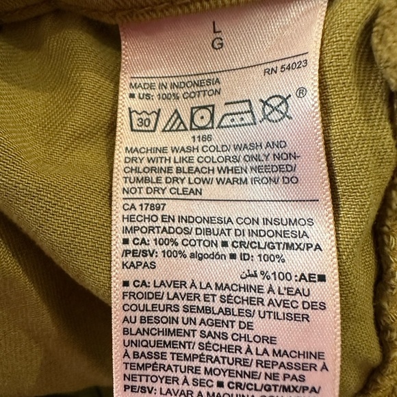 Old Navy Women's Tan Paper bag  Shorts with Belt Large 100% Cotton - Picture 9 of 9